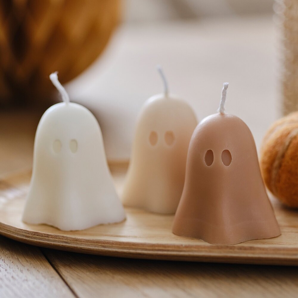 https://www.bursdagskongen.com/pub_docs/files/Halloween-Ghost-Candles.jpg