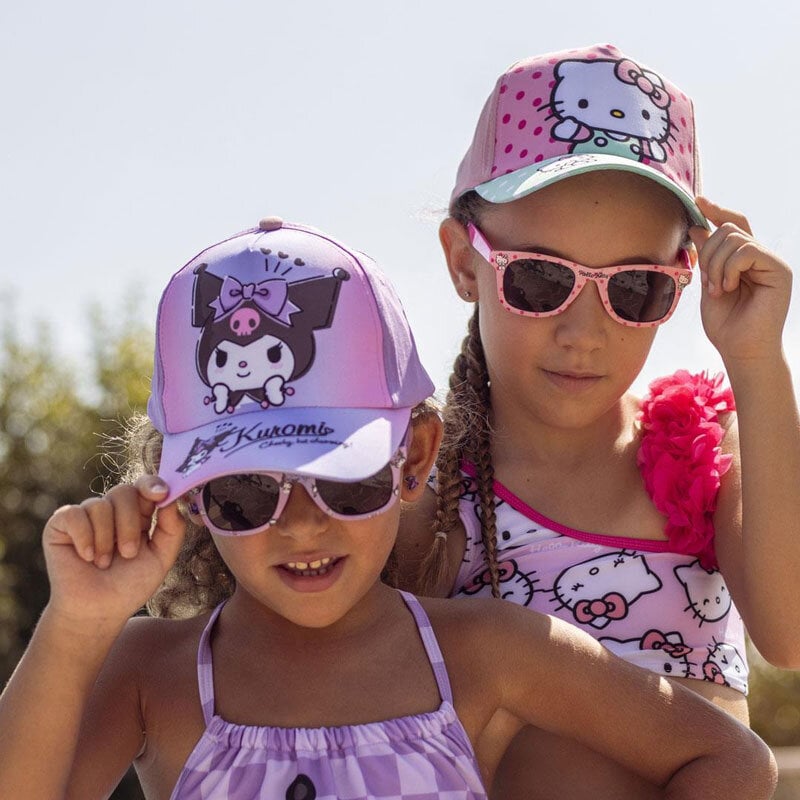 https://www.bursdagskongen.com/pub_docs/files/Kuromi-caps-sunglasses-800x800.jpg
