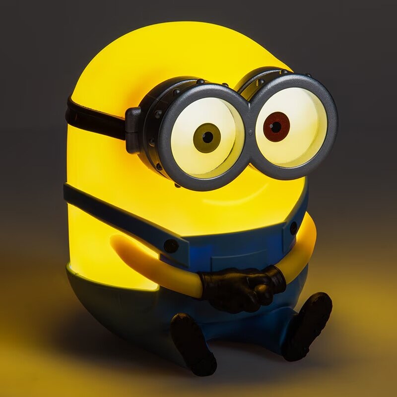 https://www.bursdagskongen.com/pub_docs/files/Minions-lamp.jpg