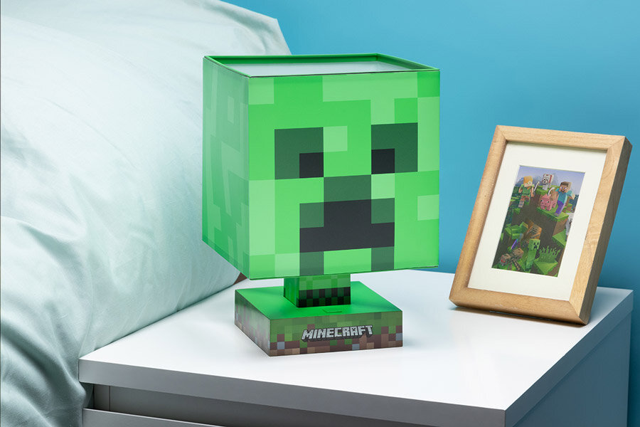 https://www.bursdagskongen.com/pub_docs/files/StartsidaFlight/Minecraft_Lampa.jpg