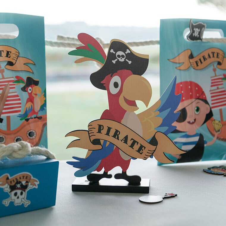 Product Image for Små pirater - 2D Borddekorasjon i tre 20 cm