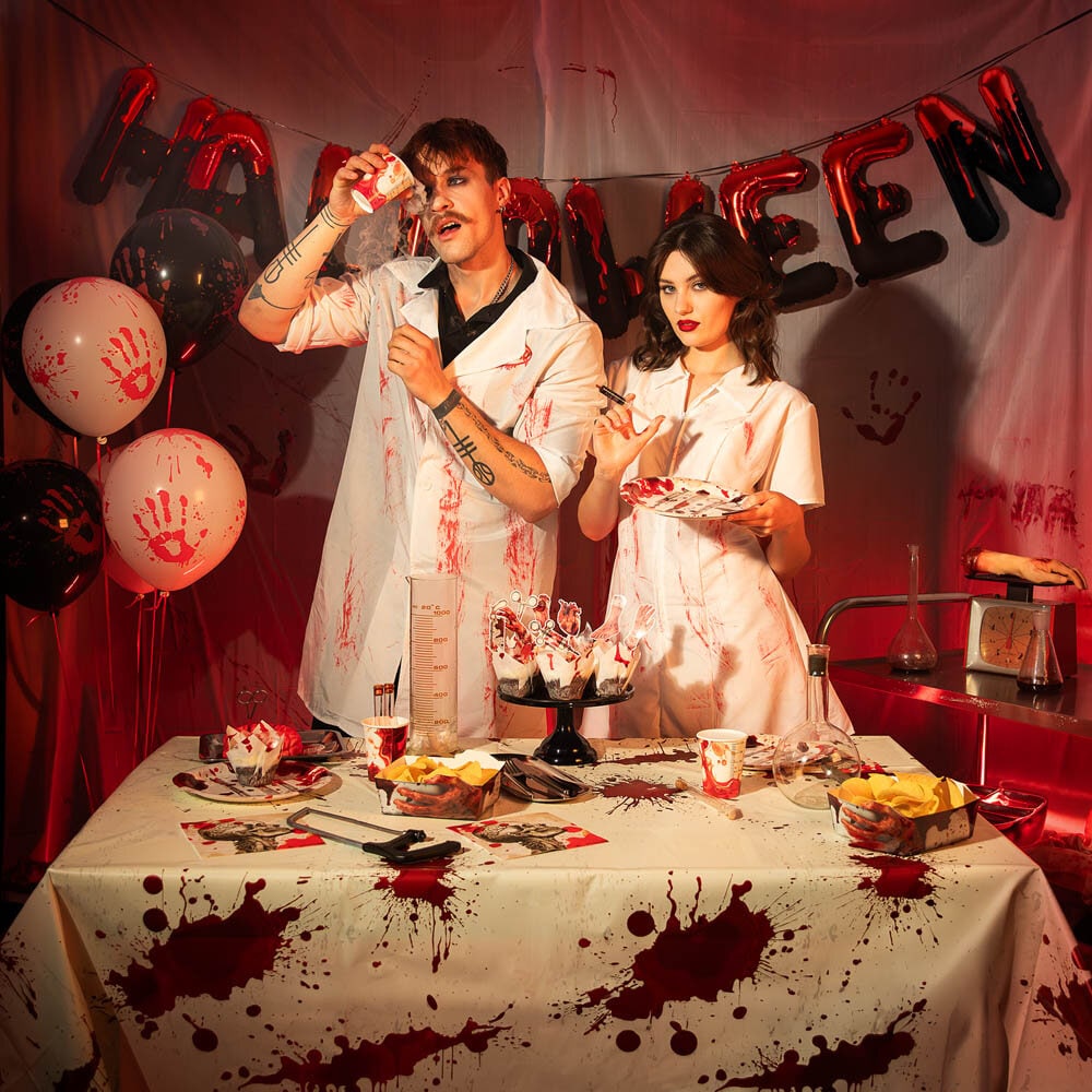 Bloody Night Duk 137 x 183 cm