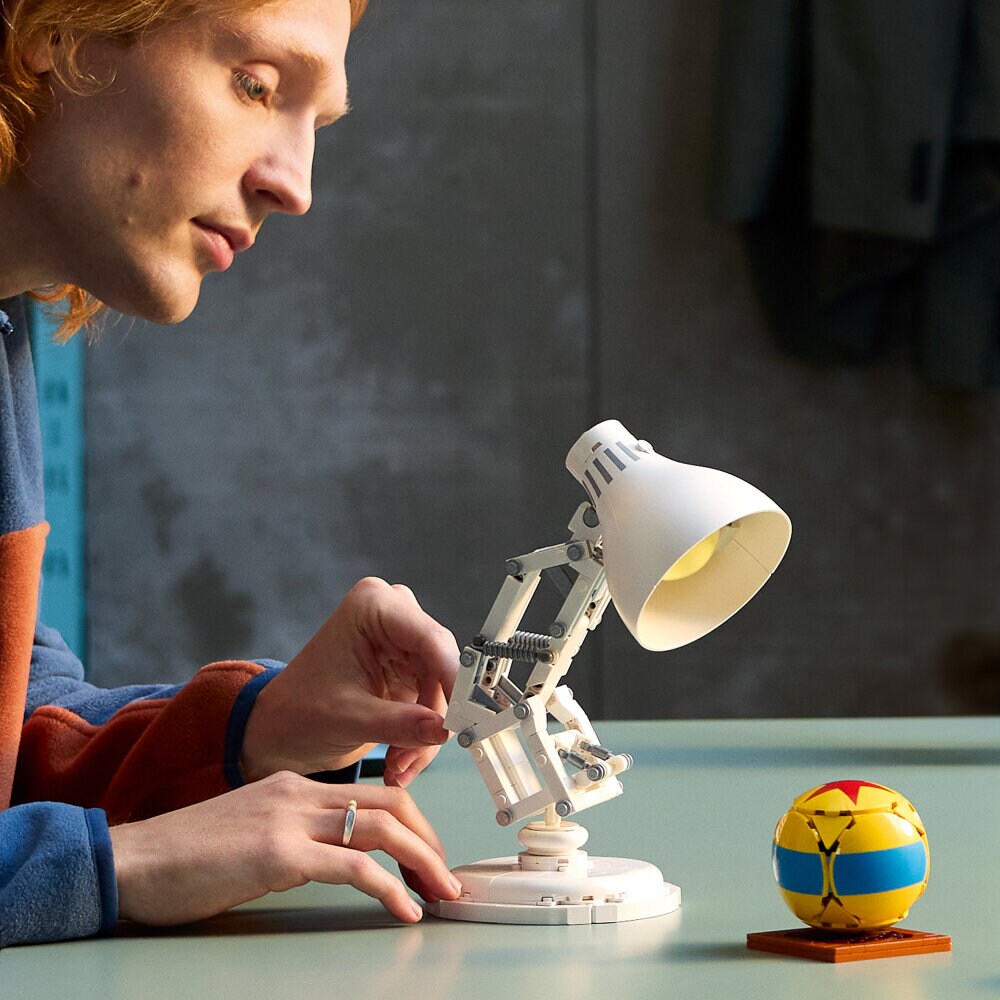 LEGO Ideas - Disney Pixar Luxo Jr. 18+