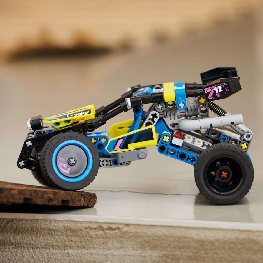 LEGO Technic - Terrenggående racerbuggy 8+