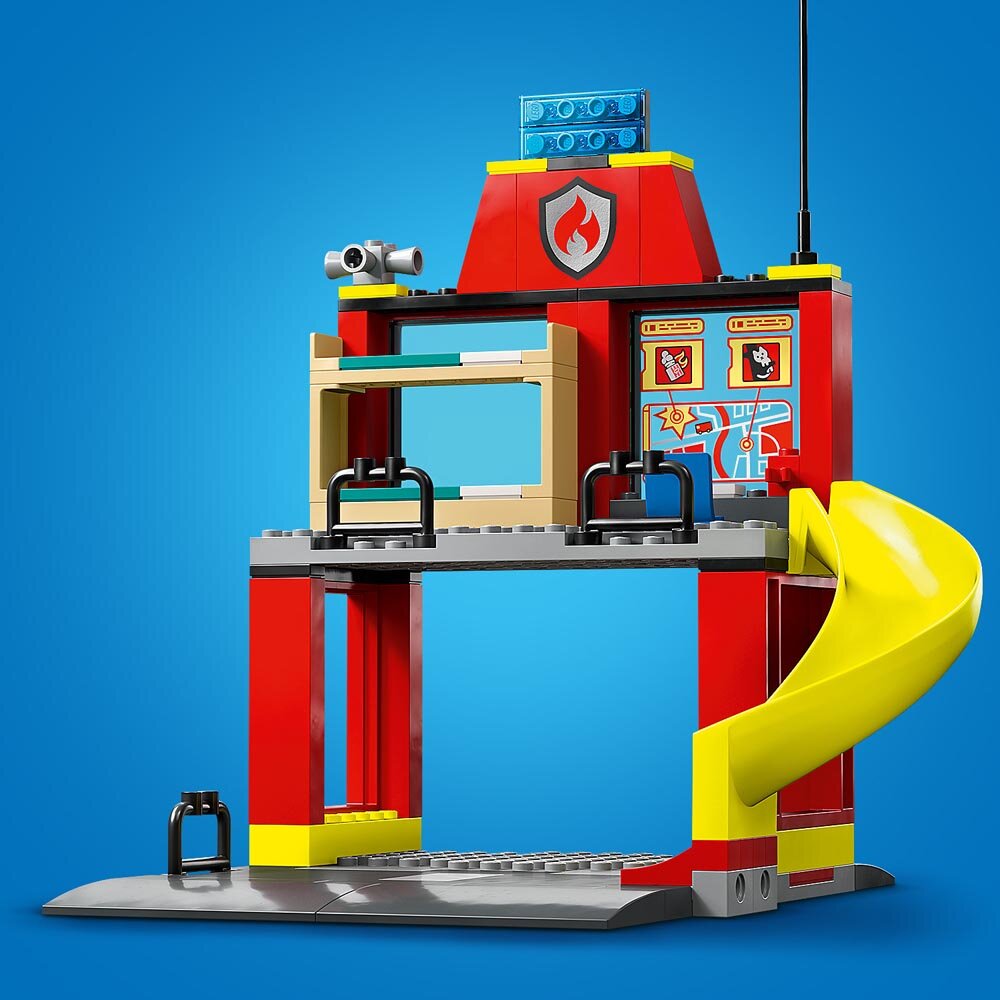 LEGO City - Brannstasjon og brannbil 4+