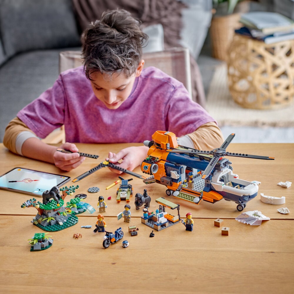 LEGO City - Jungelutforskerens helikopter-baseleir 8+