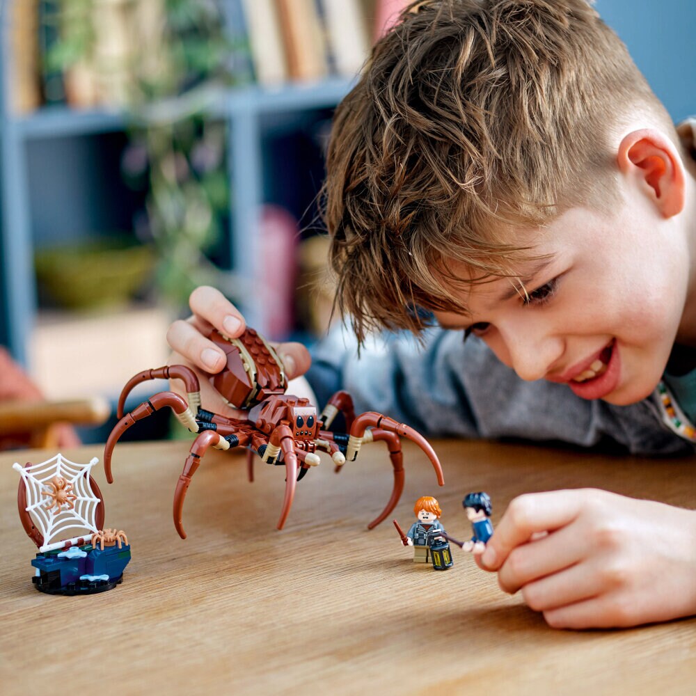 LEGO Harry Potter - Argarapp i Den forbudte skogen 7+