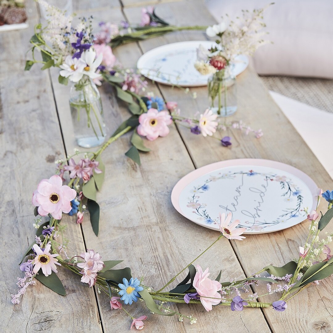 Blomstergirlander i kunstmaterial med sommerblomster 190 cm