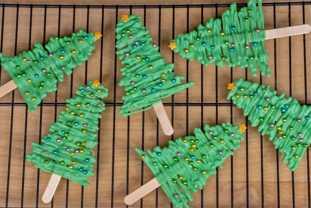 Utrolig enkle slikkepinner med juletema med Deco Melts