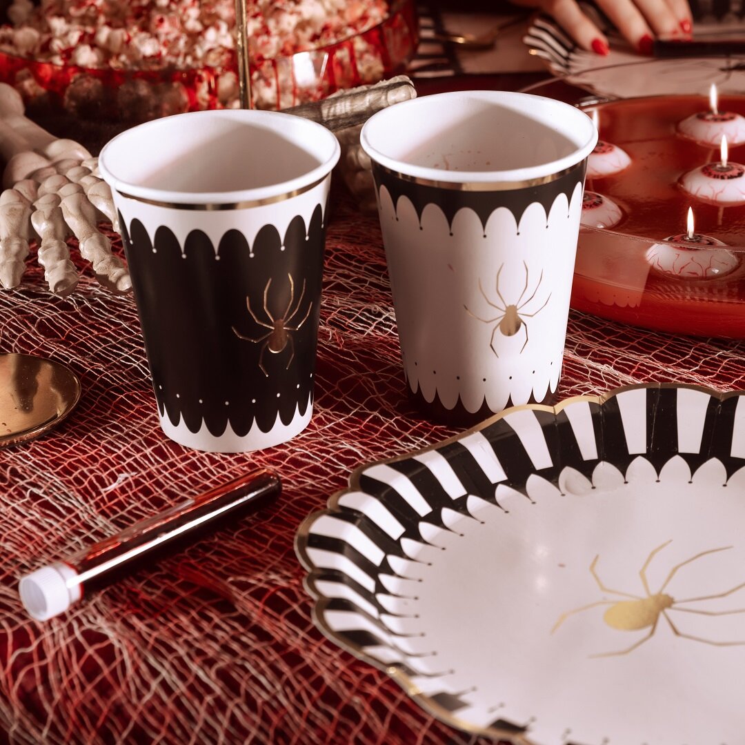 Halloween-kopper med gullfarget edderkopp 6 stk
