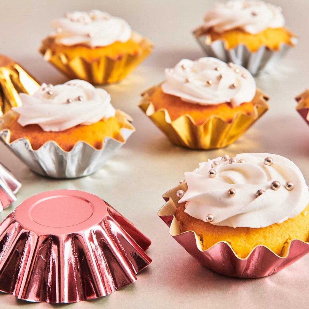 FunCakes - Blomsterformede Muffinsformer Rosegull 48 stk.